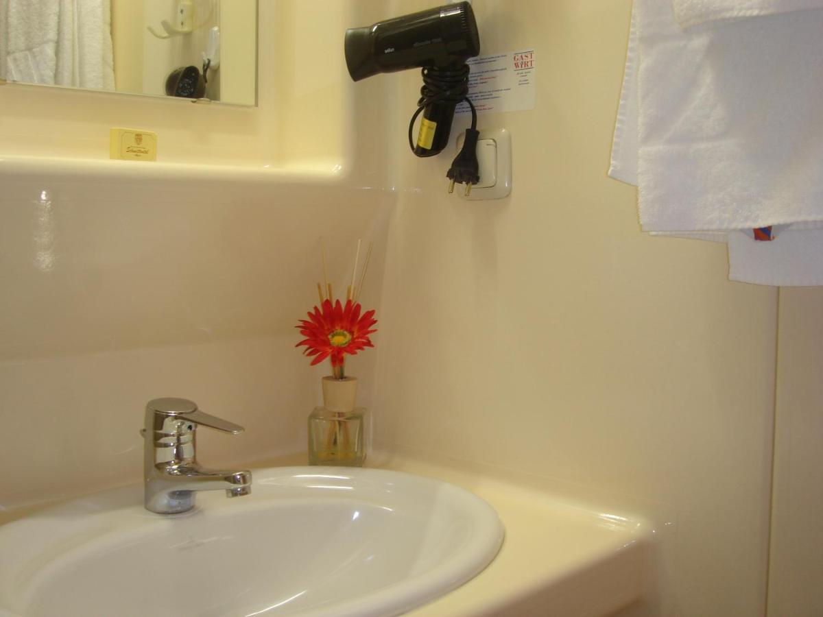 Schmittental Pension Self-Check-In Zell am See Phòng bức ảnh